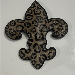 Hobby Lobby Black and Tan Leopard-Print Fleur-de-Lis Wall Accent